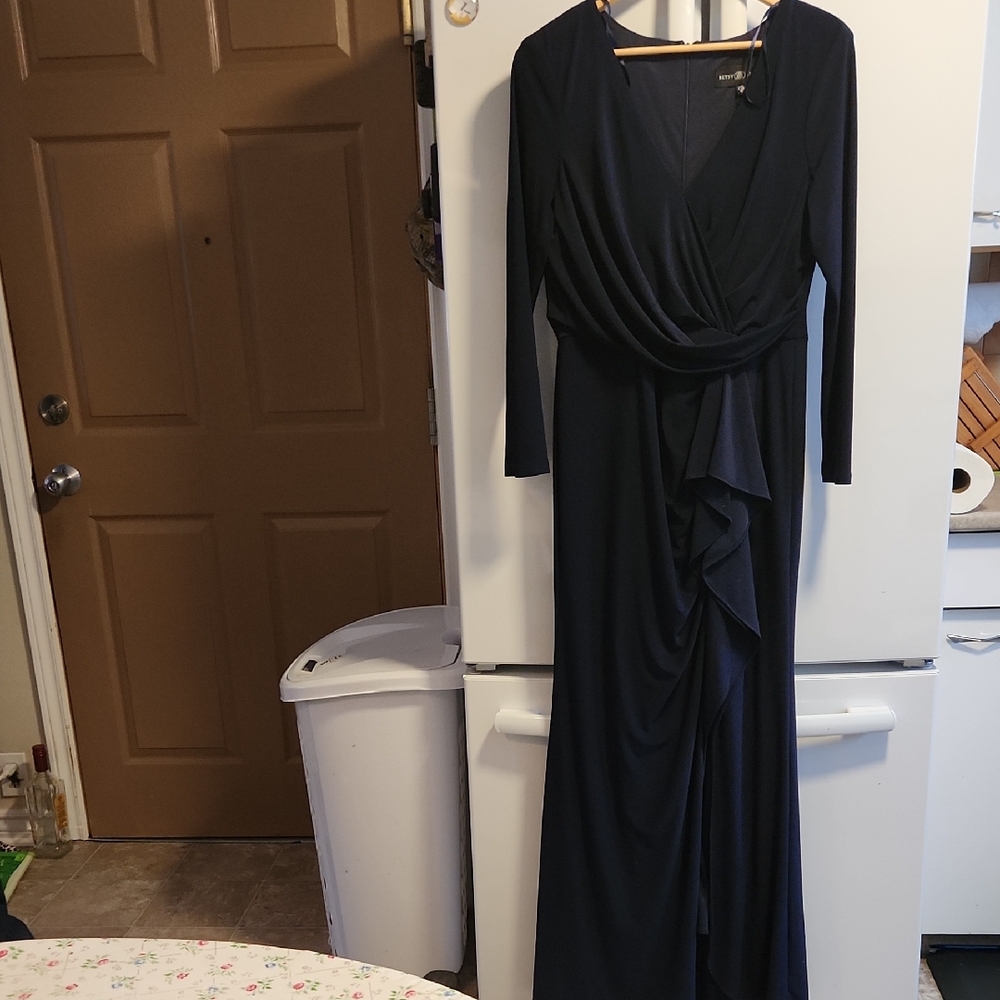 Betsy & Adam Navy Long-Sleeve Draped Gown Sz 12